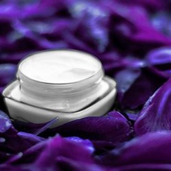 Ночной уход за кожей – выбор средств и азы использования